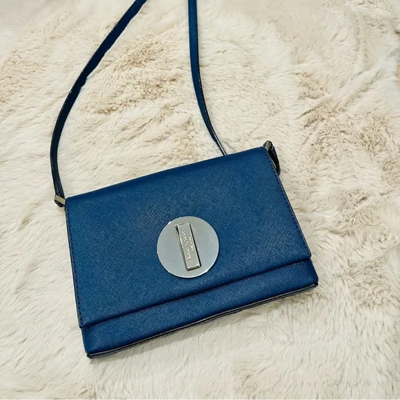 Kate Spade purse, saffiano leather - Picture 3 of 4